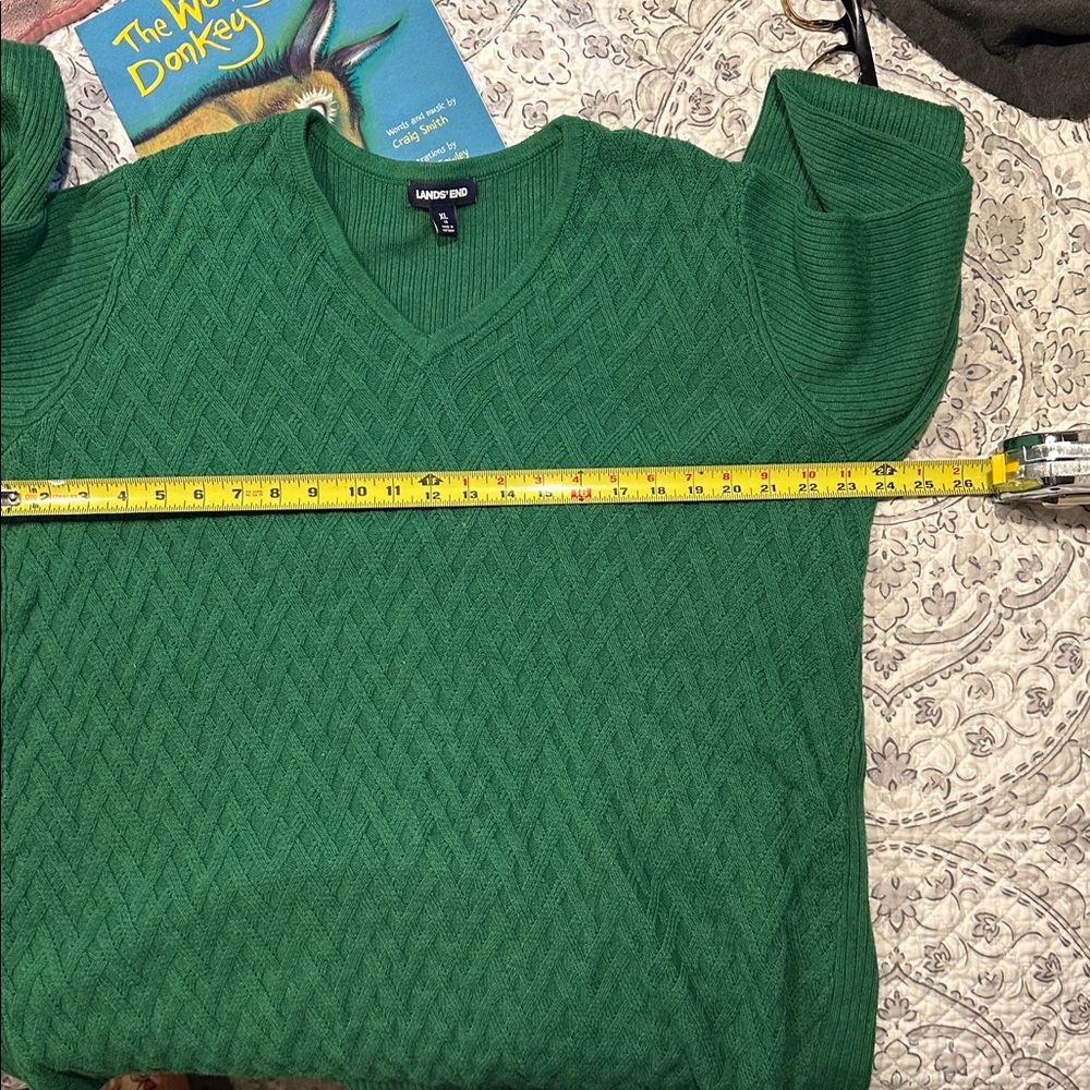 Lands' End Classic Green Sweater - Picture 4 of 5